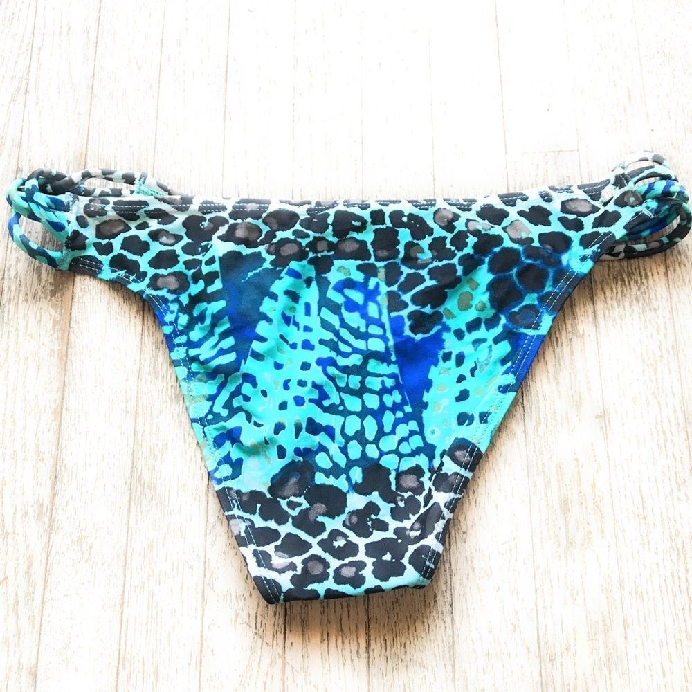 R Collection by Raisins Bikini Bottom - Picture 3 of 5